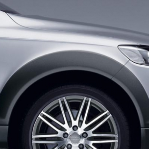 Комплект расширителей арок Q7