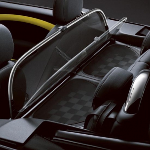 Wind Deflector With Chromed Frame, Lever And Checkered Flag Zipper Bag